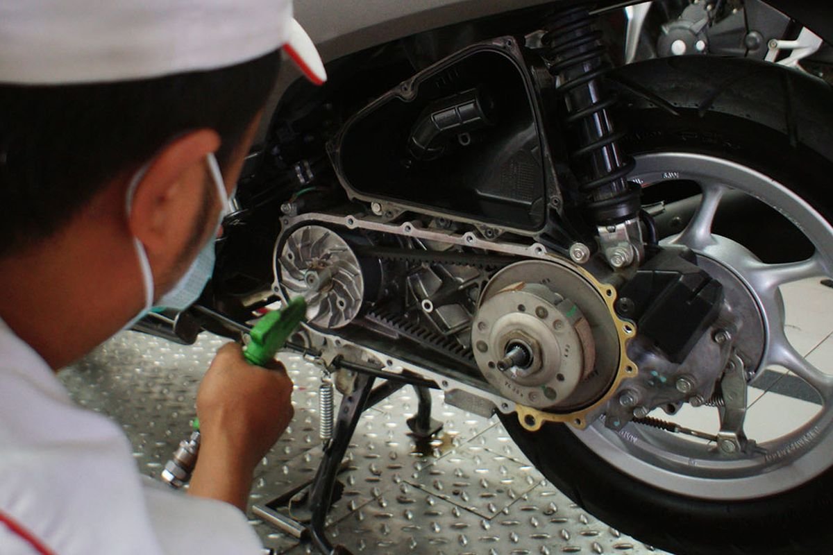 Cara Mengganti CVT Motor Matic dengan Benar: Panduan Praktis