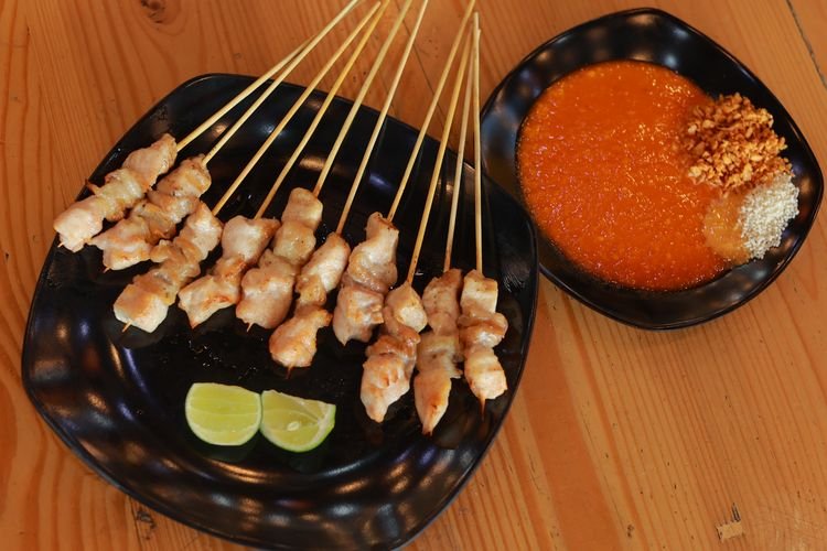 Warung Sate Taichan Nyot-Nyot Jakarta: Penjual 20.000 Tusuk Sate Sehari yang Menggoda Selera