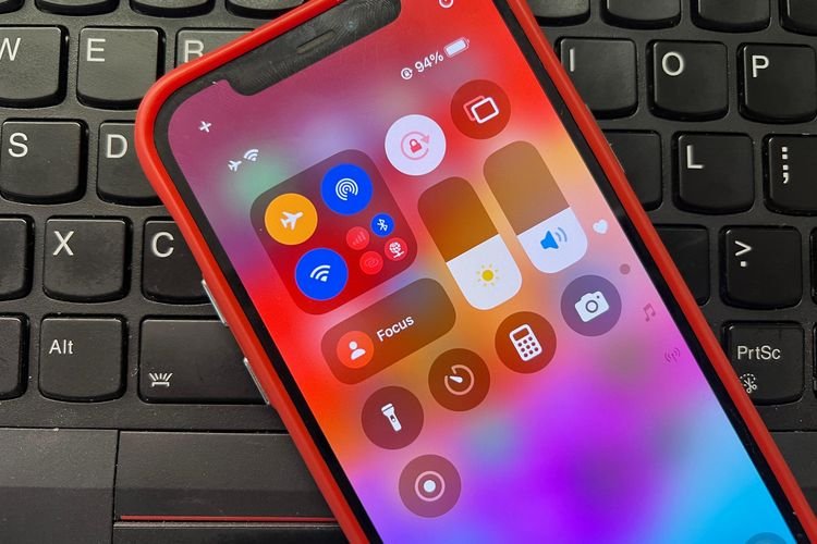 Tampilan Control Center iPhone di iOS 18 Bisa Dimodifikasi.