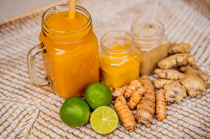 Minum Jamu untuk Kesehatan: Tradisi Herbal yang Terbukti Ampuh