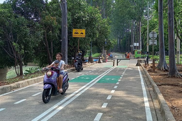 Cara ke Taman BKT di Jakarta Timur Naik JakLingko, Transjakarta, dan KRL