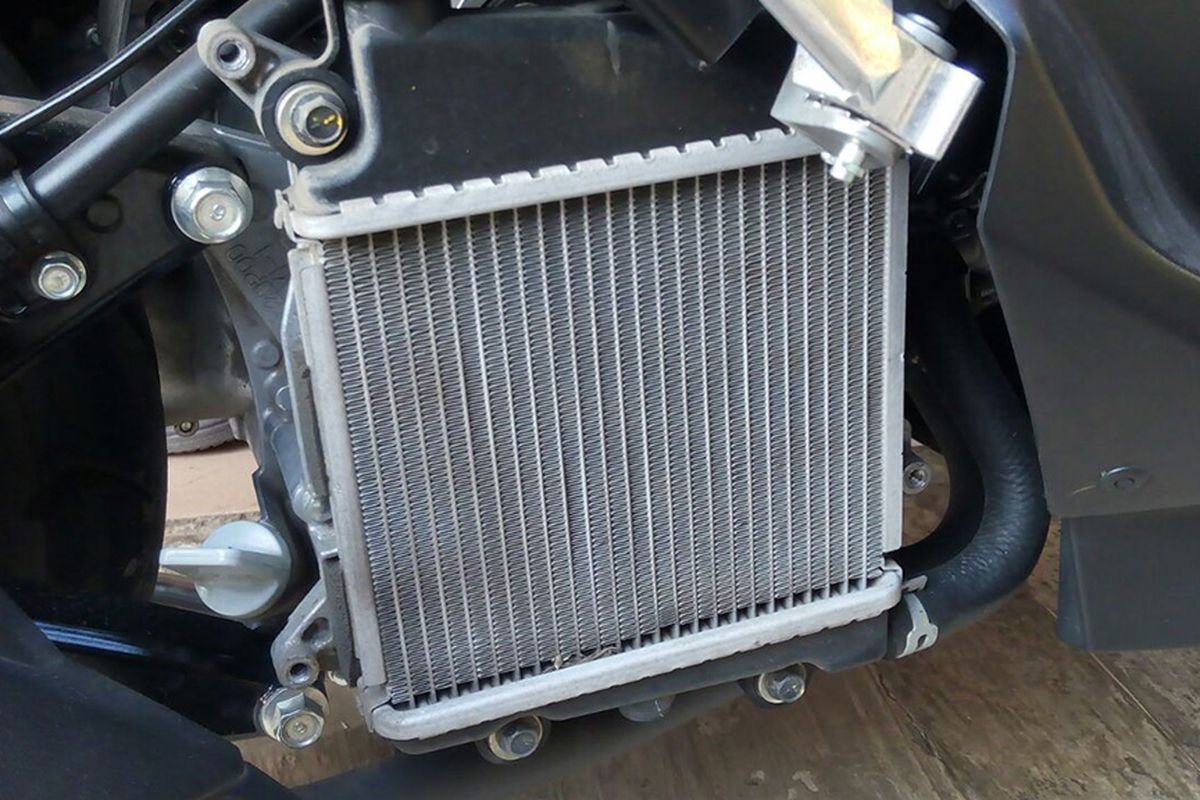 Radiator Motor Mulai Bermasalah, Jangan Sampai Terlambat!