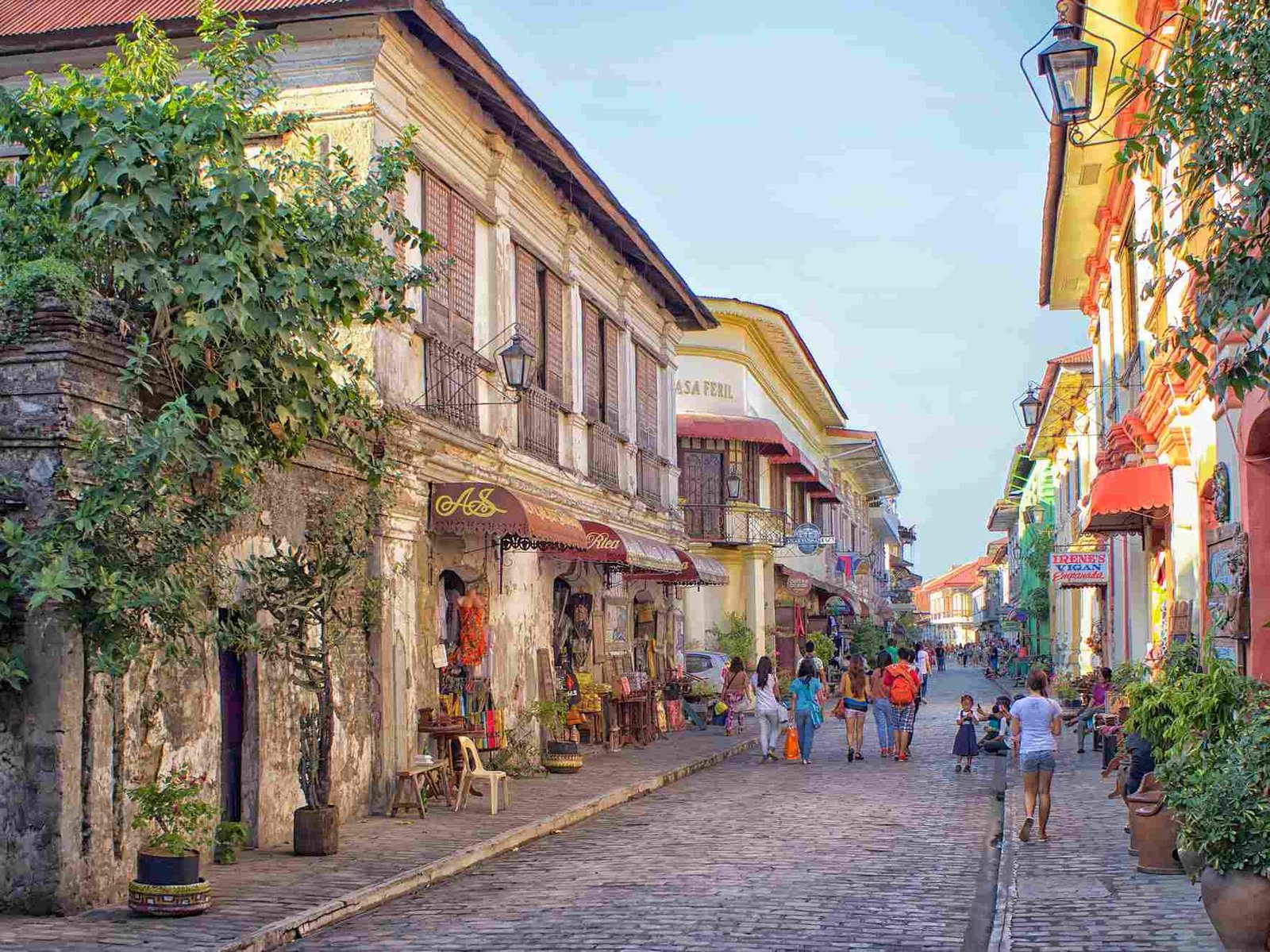 Vigan, Filipina, Kota Kolonial yang Hidup Kembali Setiap Malam