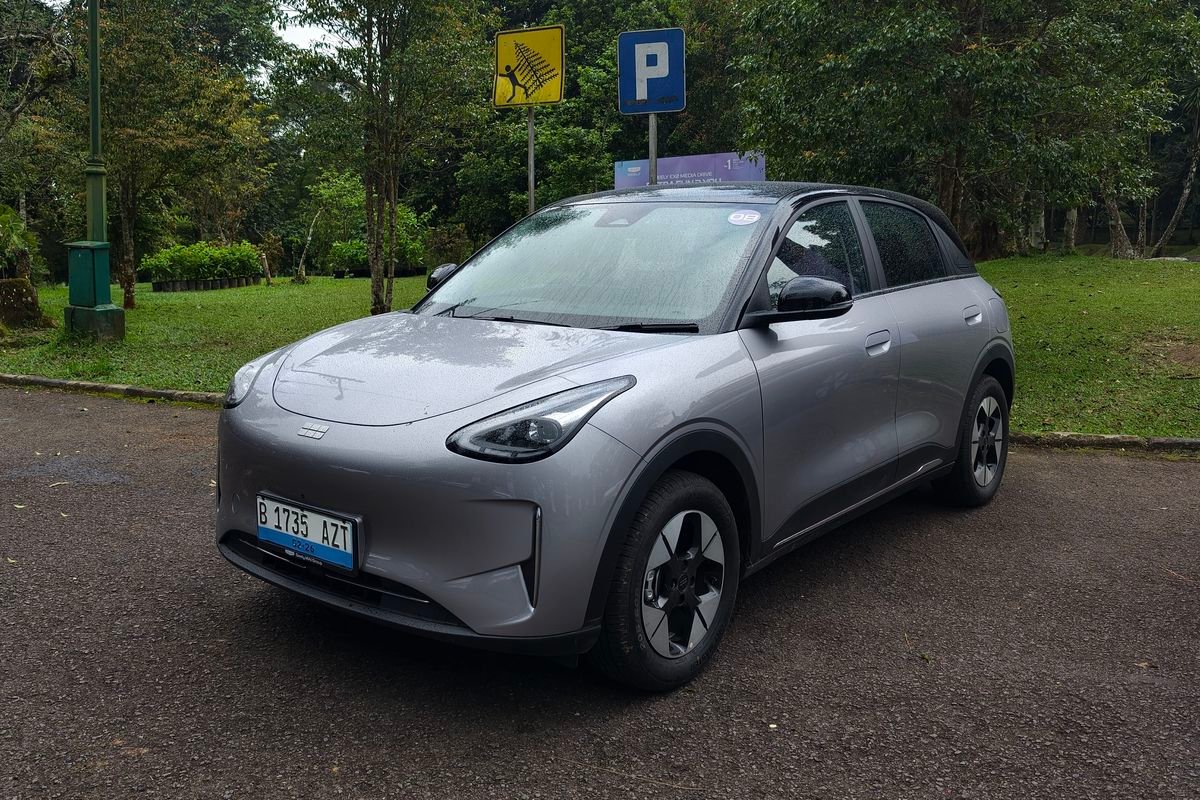 Geely EX2