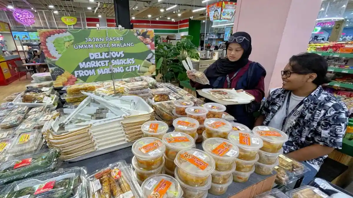 Seruan Jajan di UMKM
